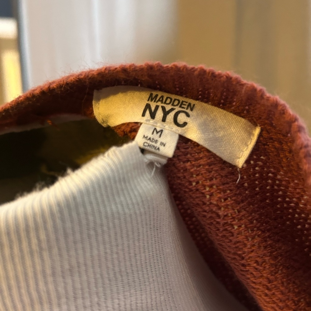 Madden NYC Scenic Desert Landscape Sweater - Picture 3 of 4